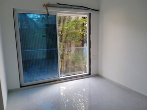 Bedroom in 1 BHK Apartment at Chembur – for Rent