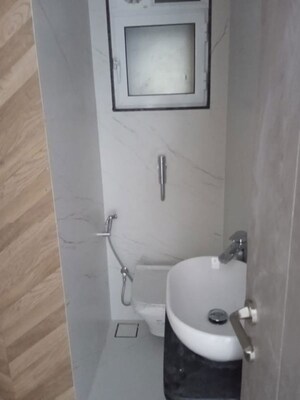 Bathroom in 1 BHK Apartment at Chembur – for Rent