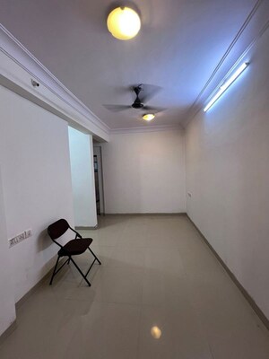 Room in 1 BHK Apartment at Bandra West – for Rent
