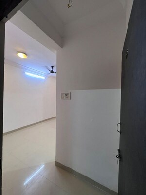  1 BHK Apartment at Bandra West – for Rent