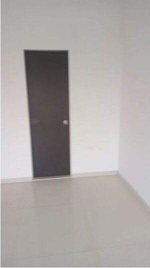 Bedroom in 2 BHK Apartment at Chembur – for Rent