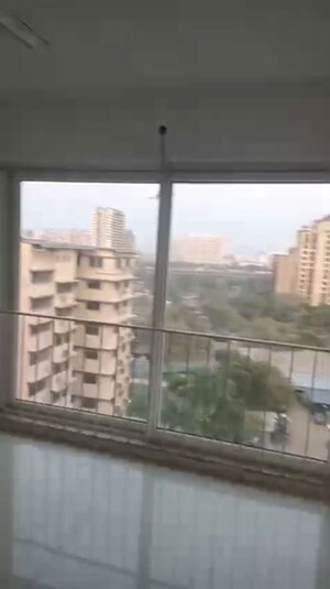 Bedroom in 2 BHK Apartment at Chembur – for Rent