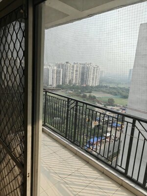 1 BHK Apartment For Rent in Maxblis Grand Wellington, Sector 75