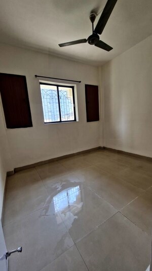 Room in 2 BHK Apartment at Nerul Sector 19 – for Rent