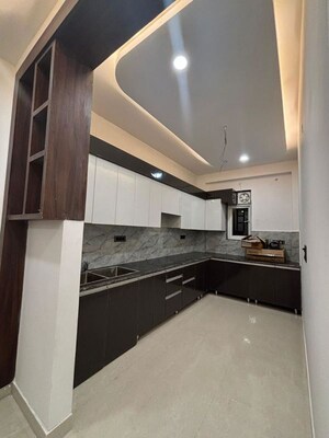 Kitchen in 3 BHK Apartment at Smart World Orchard, Sector 61 – for Rent