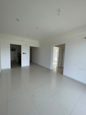 Room in 2 BHK Apartment at Godrej Nurture Pune, Mamurdi – for Rent