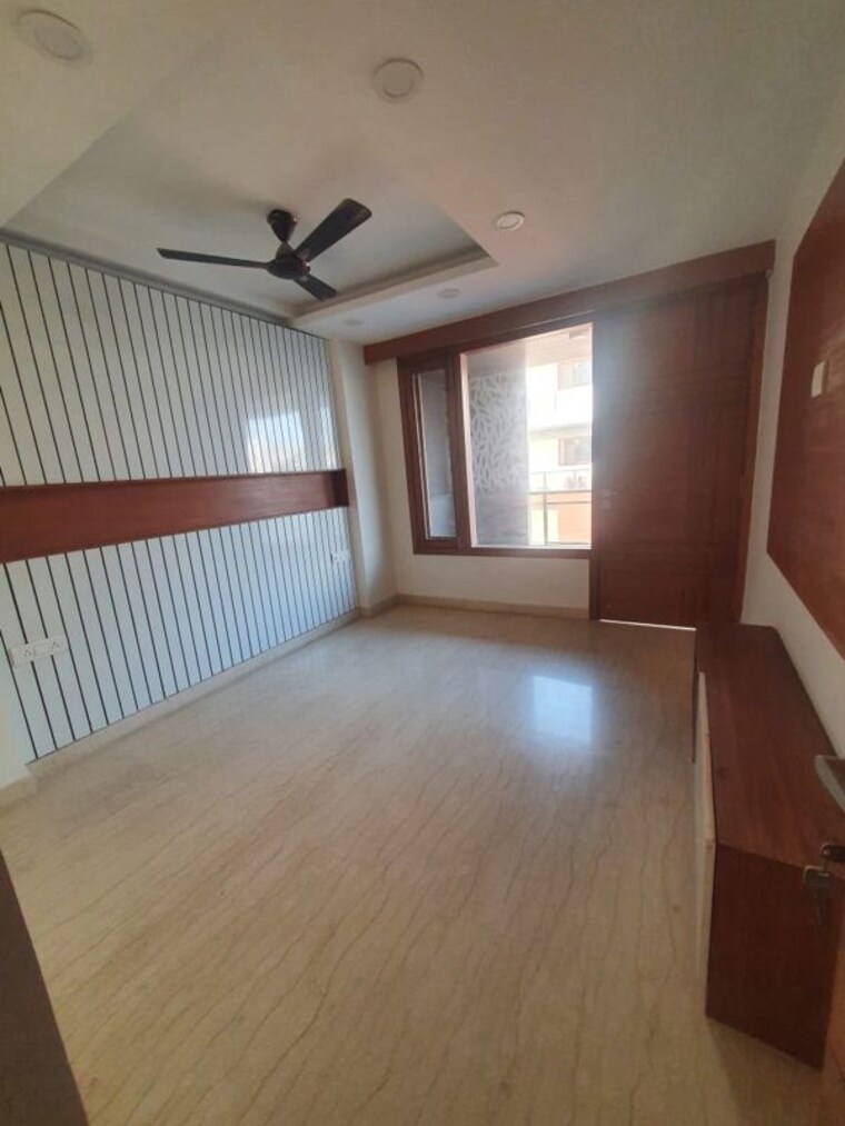 Room, sector 48 3 Bedroom 2250 Sq.Ft. Builder Floor In Sector 48 Gurgaon 10764091
