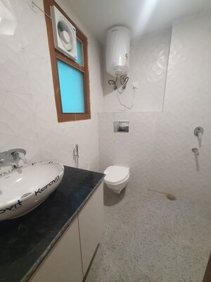 Bathroom in 3 BHK Builder Floor at Sector 48 – for Rent