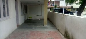  1 BHK Villa at Satellite – for Rent