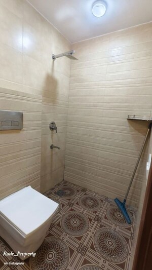 Bathroom in 1 RK Builder Floor at Lajpat Nagar – for Rent