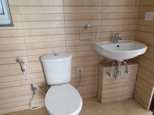 Bathroom in 4 BHK Builder Floor at BPTP Parkland Pride, Sector 77 – for Sale