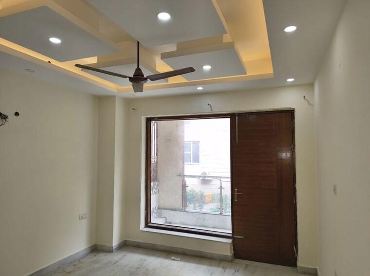 Room, sector 57 3 Bedroom 120 Sq.Yd. Builder Floor In Sector 57 Gurgaon 10764153