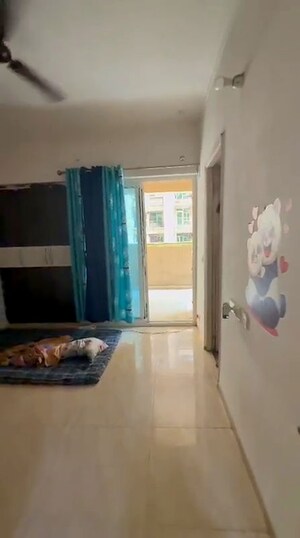 2 BHK Apartment For Rent in Gaur City 2 - 14th Avenue, Sector 16c Greater Noida