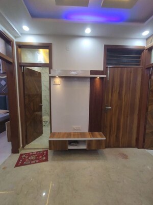  2 BHK Builder Floor at Dwarka Mor – for Rent