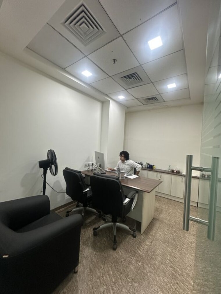 Team Area, ild-trade-centre Commercial Office Space 1200 Sq.Ft. In Sector 47 Gurgaon 10764207
