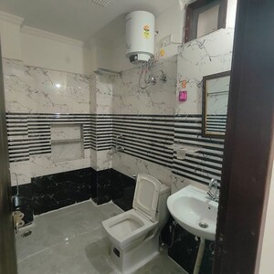 Bathroom in 3 BHK Builder Floor at Sector 52 – for Rent