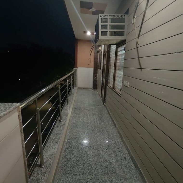 Other, sector 52 3 Bedroom 120 Sq.Yd. Builder Floor In Sector 52 Gurgaon 10764216