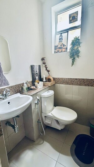Team Area in 3 BHK Apartment at Emaar Emerald Hills Phase 2, Sector 65 – for Rent