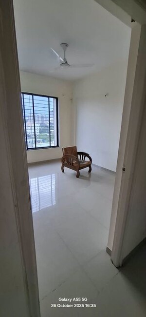 Room in 2 BHK Apartment at Kolte Patil Margosa Heights, Mohammadwadi – for Rent