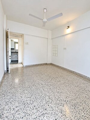 1 BHK Apartment For Rent in Bandra West