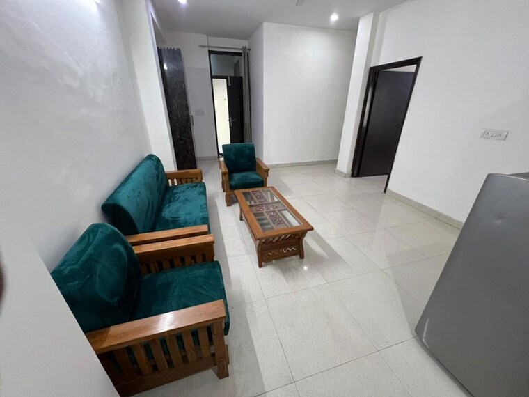 Living Room, sector 43 6+ Bedroom 172 Sq.Yd. Independent House In Sector 43 Gurgaon 10764261
