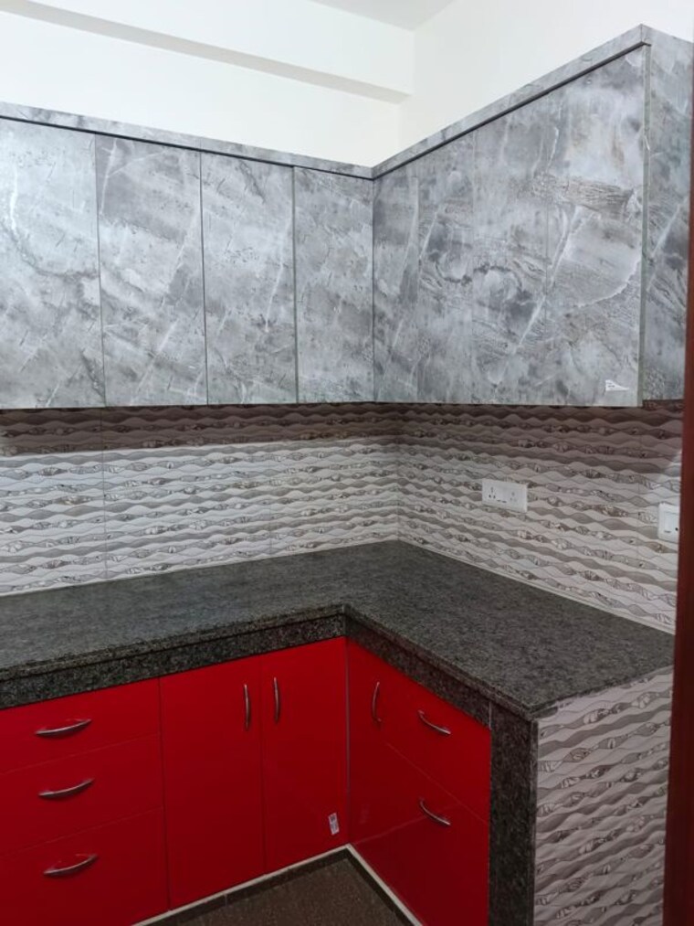 Kitchen, chittaranjan park 3 Bedroom 125 Sq.Yd. Builder Floor In Chittaranjan Park Delhi 10764295
