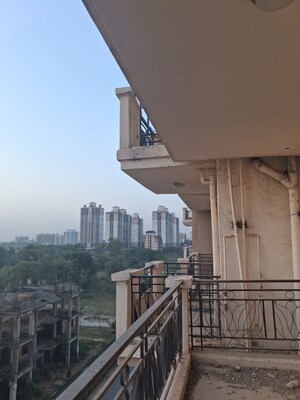 Staircase in 3.5 BHK Apartment at DLF Express Greens, Manesar Sector 1a – for Rent