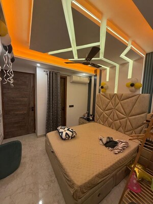 Bedroom in 2 BHK Builder Floor at Saket – for Rent