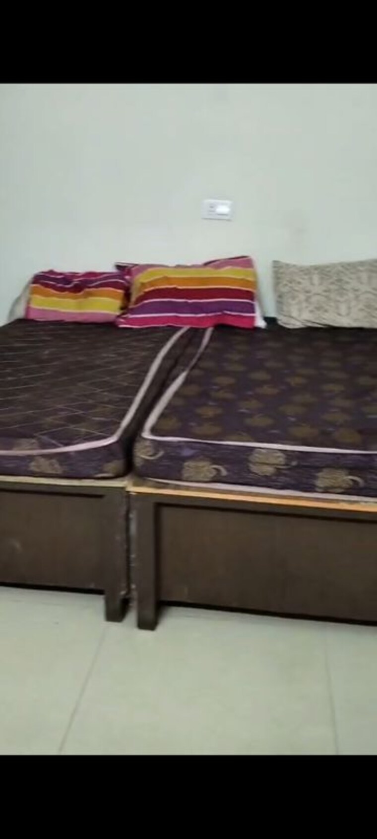 Bedroom, arun-vihar 2.5 Bedroom 1100 Sq.Ft. Apartment In Sector 29 Noida 10764336