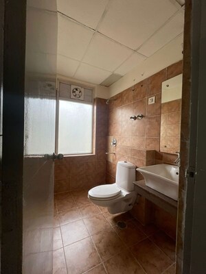 Bathroom in 4 BHK Apartment at Vipul Belmonte, Sector 53 – for Sale
