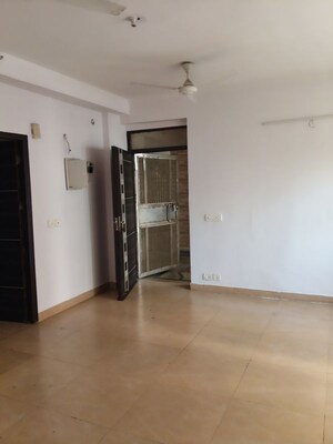 2.5 BHK Apartment For Rent in Gardenia Gateway, Sector 75