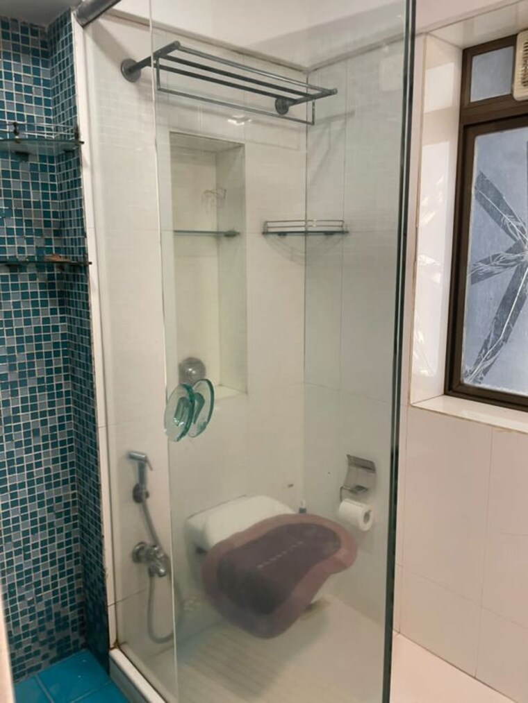 Bathroom, andheri-chs 3 Bedroom 1000 Sq.Ft. Apartment In Andheri West Mumbai 10764486