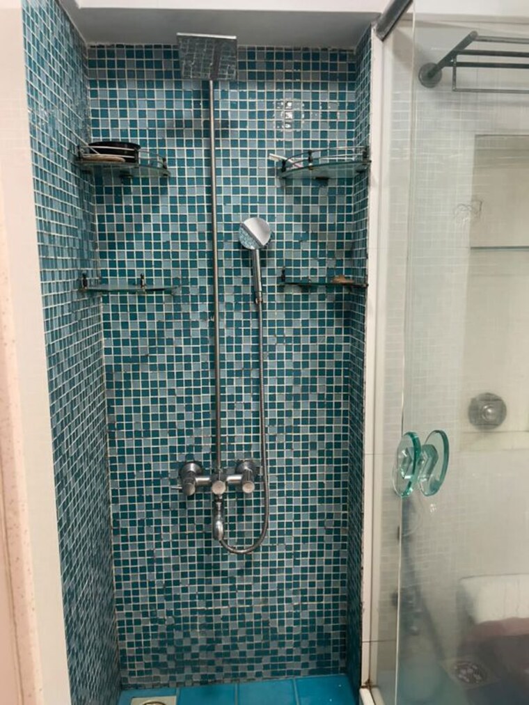 Bathroom, andheri-chs 3 Bedroom 1000 Sq.Ft. Apartment In Andheri West Mumbai 10764486