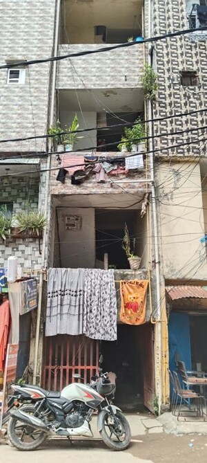  Apartment For Sale in Nyay Khand I