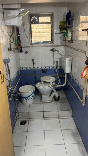 Team Area in 2 BHK Apartment at Chamunda Heritage, Andheri East – for Rent