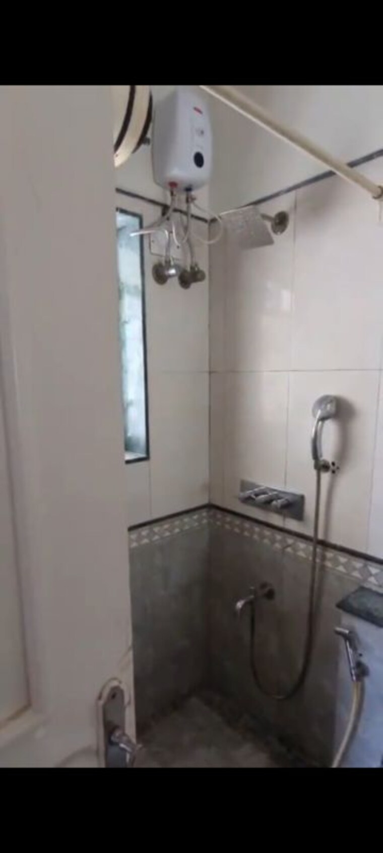 Bathroom, versova-heights 3 Bedroom 1000 Sq.Ft. Apartment In Versova Mumbai 10764552