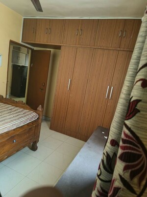 Furnished Amenities in 2 BHK Apartment at Tingre Nagar – for Rent