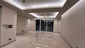 Room in 4 BHK Builder Floor at Greater Kailash I – for Rent