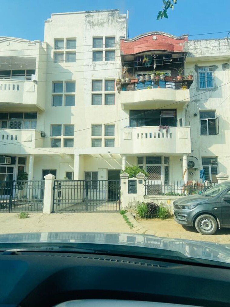 Exterior View, sushant-lok-2 3 Bedroom 1500 Sq.Ft. Builder Floor In Sector 57 Gurgaon 10758174