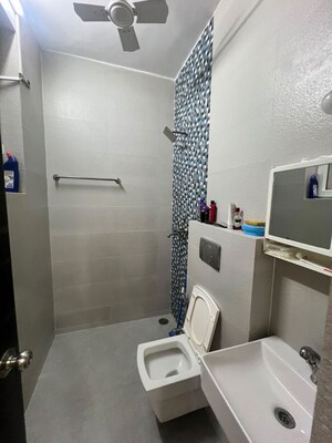 Bathroom in 3 BHK Builder Floor at Sushant Lok 2, Sector 57 – for Rent