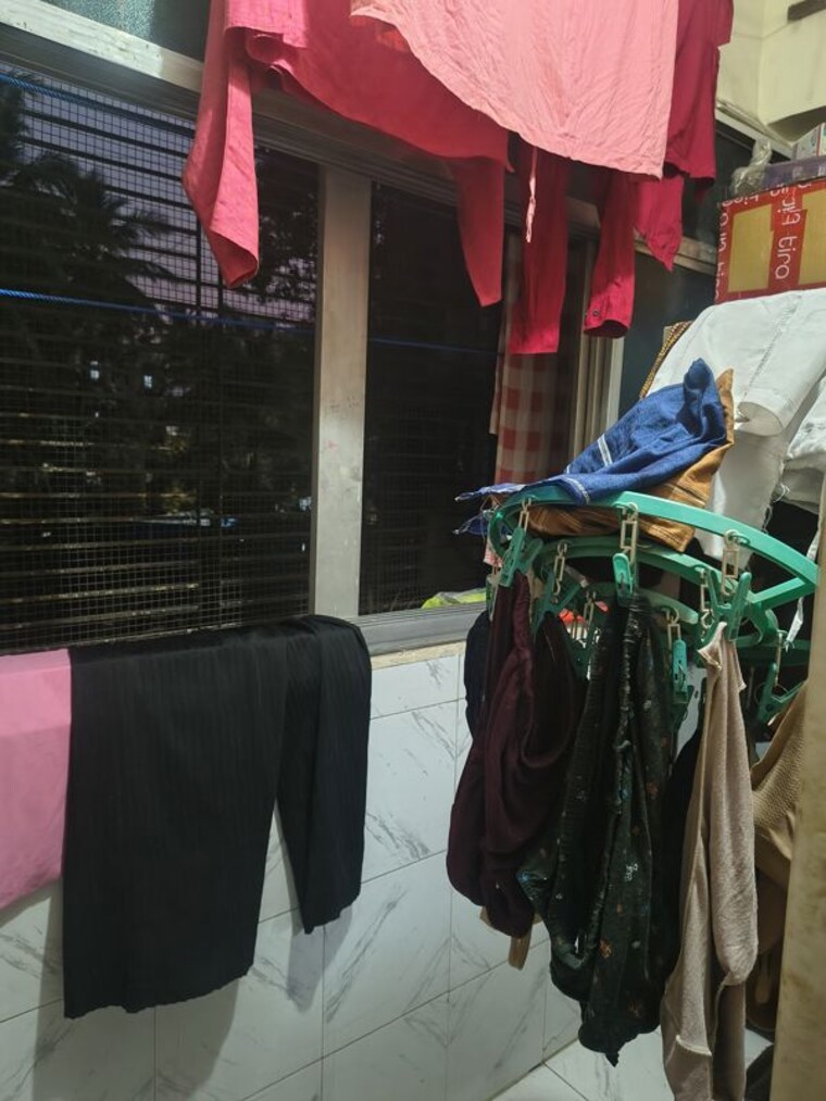 Room, kurla east 1 Bedroom 420 Sq.Ft. Apartment In Kurla East Mumbai 10764668