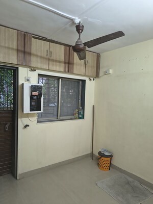 Room in 1 RK Apartment at Kurla East – for Rent