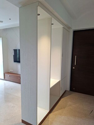 Building Lobby in 3.5 BHK Apartment at Kalindi Goregaon, Goregaon West – for Rent