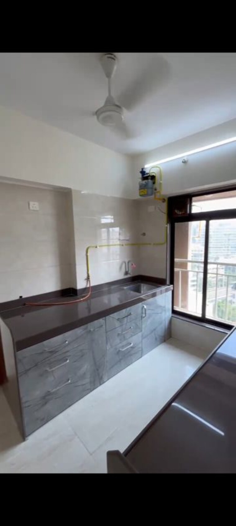 Kitchen, andheri-chs 3 Bedroom 1000 Sq.Ft. Apartment In Andheri West Mumbai 10764697