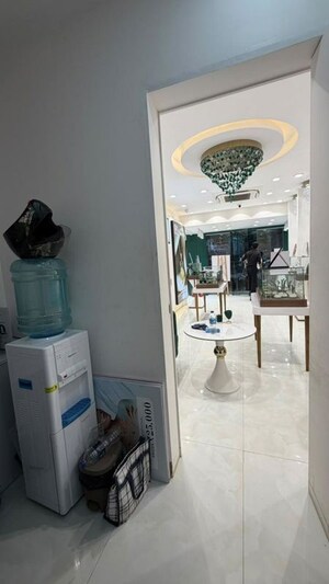   Shop at Khar West – for Rent