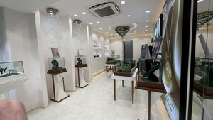  Shop – Exterior View View at Khar West - for Rent