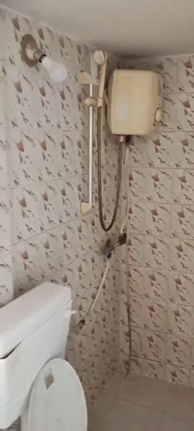 Bathroom, versova-heights 3 Bedroom 1000 Sq.Ft. Apartment In Versova Mumbai 10759669