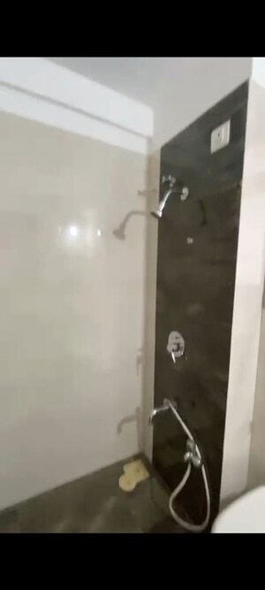 Furnished Amenities in 3 BHK Apartment at Andheri CHS, Andheri West – for Rent