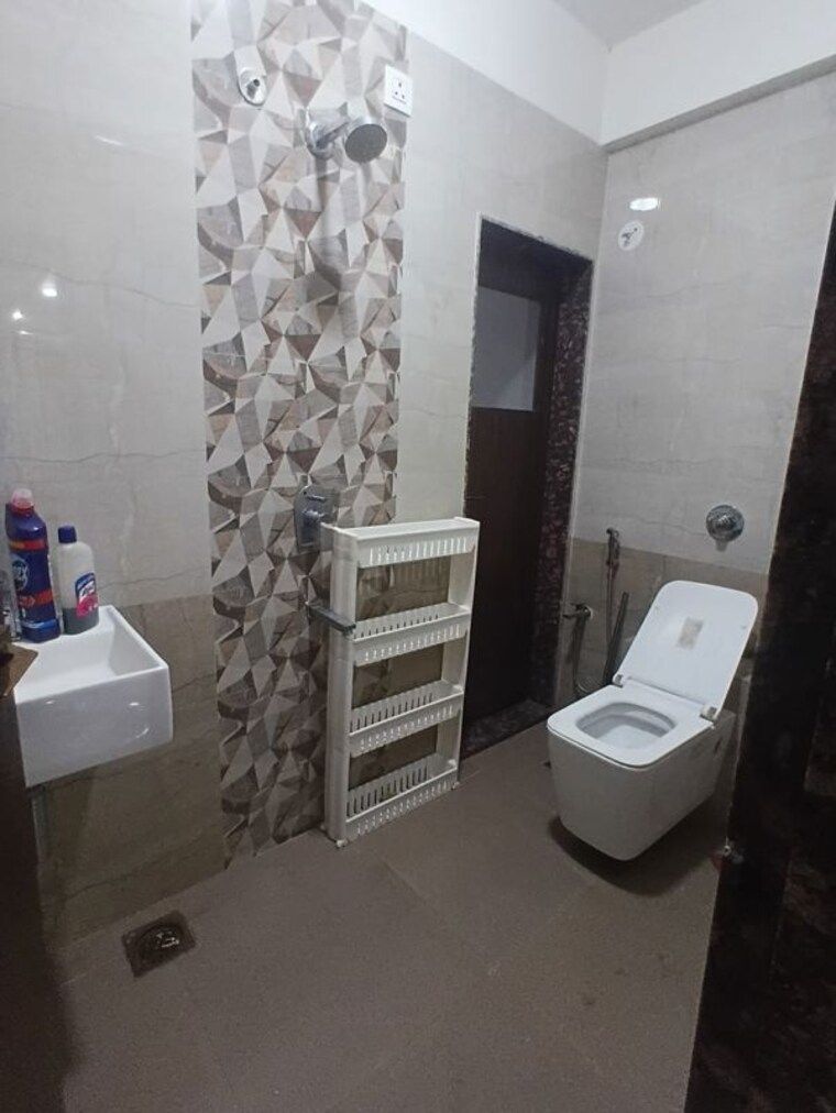 Bathroom, neelkanth-greens-sunflower 3 Bedroom 1700 Sq.Ft. Apartment In Patlipada Thane 10764718