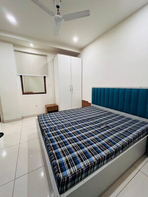 Bedroom in 2 BHK Builder Floor at Sector 40 – for Rent